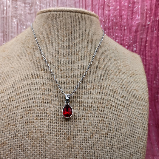 Teardrop necklace