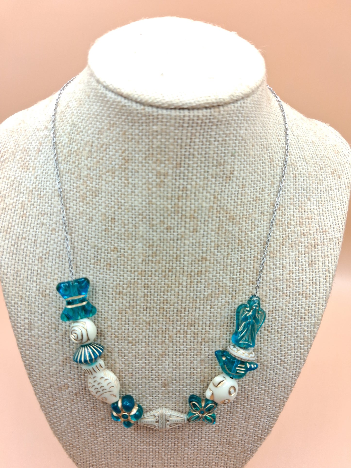 Vintage-Inspired Baroque Blue & White Resin Bead Necklace - with gold Detailing